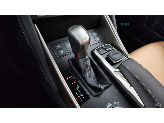 Lexus IS * FULL* MAX* KEYLESS* Camera* ПОДГРЕВ* - автомобили, коли, обяви за нови и употребявани 8