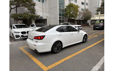 lexus-is-f - 1