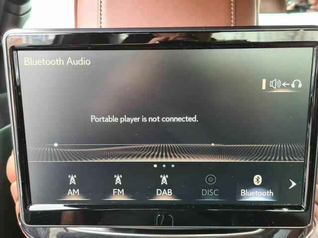 Lexus LS 500h AWD - автомобили, коли, обяви за нови и употребявани 12