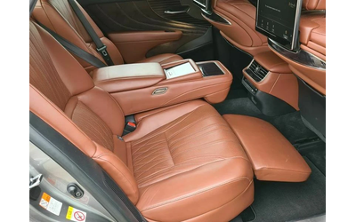 Lexus LS 500h AWD - автомобили, коли, обяви за нови и употребявани 8