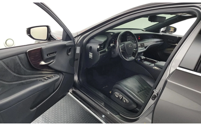 Lexus LS 500 3.5 Luxury Awd - автомобили, коли, обяви за нови и употребявани 8