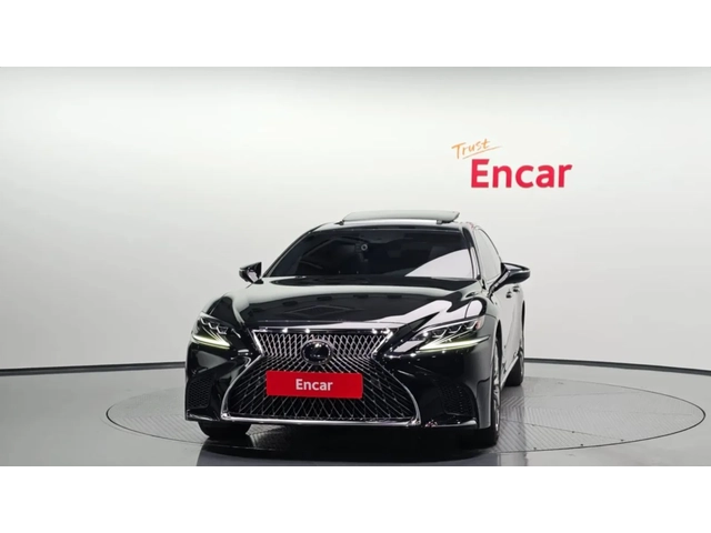 Lexus LS 500h EXECUTIVE | МАСАЖ | ПОДГРЕВ | ОБДУХ | ЩОРИ - автомобили, коли, обяви за нови и употребявани 1