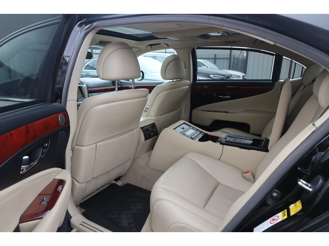 Lexus LS LS - автомобили, коли, обяви за нови и употребявани 10