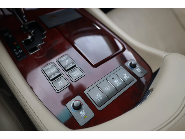 Lexus LS LS - автомобили, коли, обяви за нови и употребявани 16