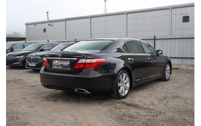 lexus-ls-600h-lang-hybrid-president-v8-softclose-luft-mark-levinson-sitzklima-memory-kam-massage-keygo-led-4xszh-alcantara-leder-virtual-cockpit-19zoll-icarbg-285kkm-my10-icarstarazagora - 4