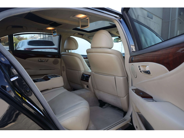 Lexus LS600h LS600h - автомобили, коли, обяви за нови и употребявани 28