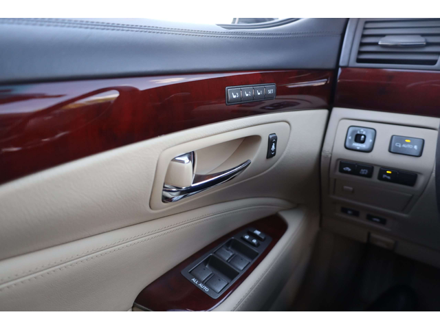 Lexus LS600h LS600h - автомобили, коли, обяви за нови и употребявани 9