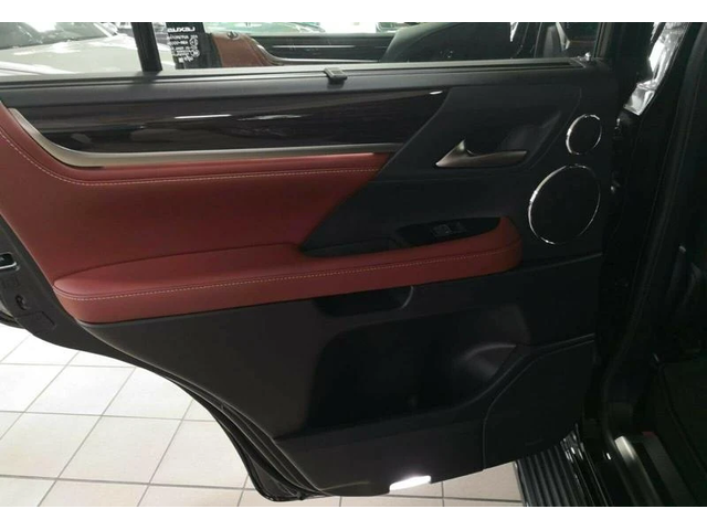 Lexus LX 450d - автомобили, коли, обяви за нови и употребявани 12