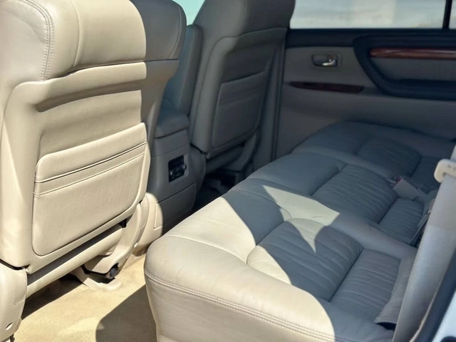 Lexus LX 470 AWD * 2007 * CARFAX * - автомобили, коли, обяви за нови и употребявани 6