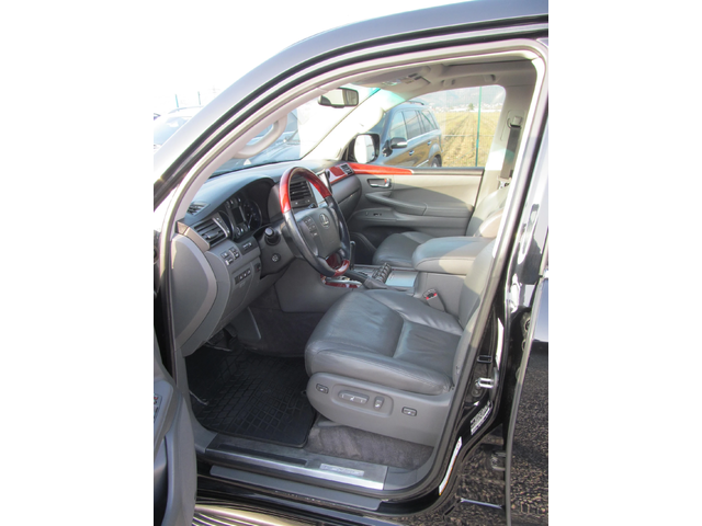 Lexus LX 570 5.7* LPG* 4x4* 386k.c* DVD* Camera* TOP - автомобили, коли, обяви за нови и употребявани 8
