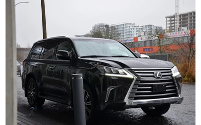 lexus-lx-570 - 0