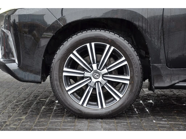Lexus LX 570 MARK LEV* 360 CAM* ОБДУХВАНЕ* ШИБИДАХ* 6+ 1* КЕЙЛЕ - автомобили, коли, обяви за нови и употребявани 6