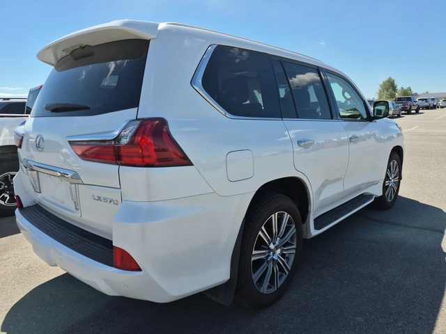 Lexus LX 570 * * CARFAX * * АВТО КРЕДИТ * * - автомобили, коли, обяви за нови и употребявани 2