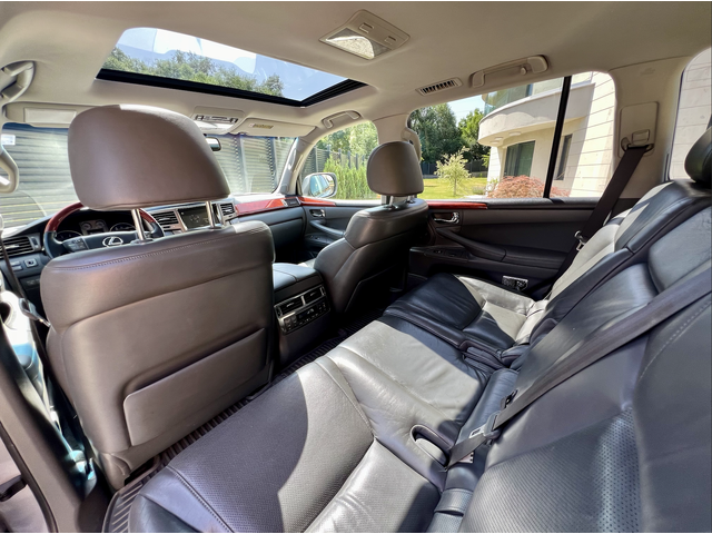 Lexus LX 570 V8 AWD Mark Levinson - автомобили, коли, обяви за нови и употребявани 7