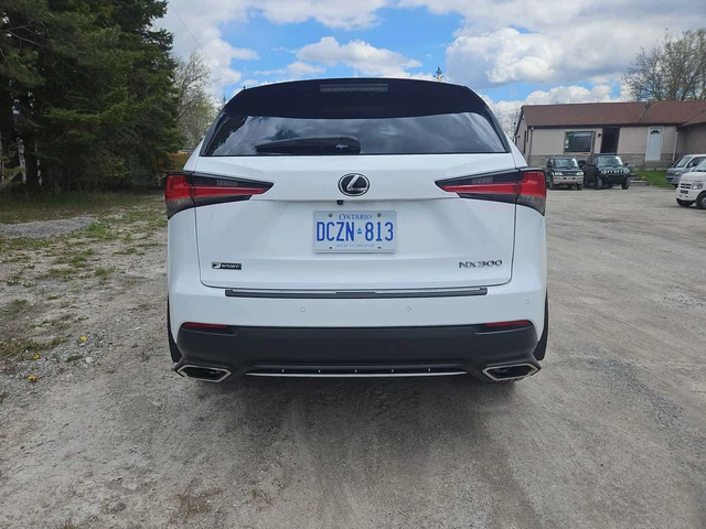 Lexus NX 300 F-SPORT* DISTRONIC* M/L* ОБДУХВАНЕ* - автомобили, коли, обяви за нови и употребявани 3