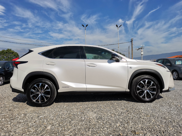 Lexus NX 300H F-Sport 4x4 - автомобили, коли, обяви за нови и употребявани 1