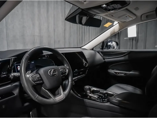 Lexus NX 2023 Lexus NX 350H - автомобили, коли, обяви за нови и употребявани 4