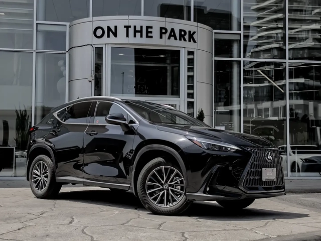 Lexus NX 10, 000km| 350 Hybrid| | Ventilated Seats| New - автомобили, коли, обяви за нови и употребявани 2