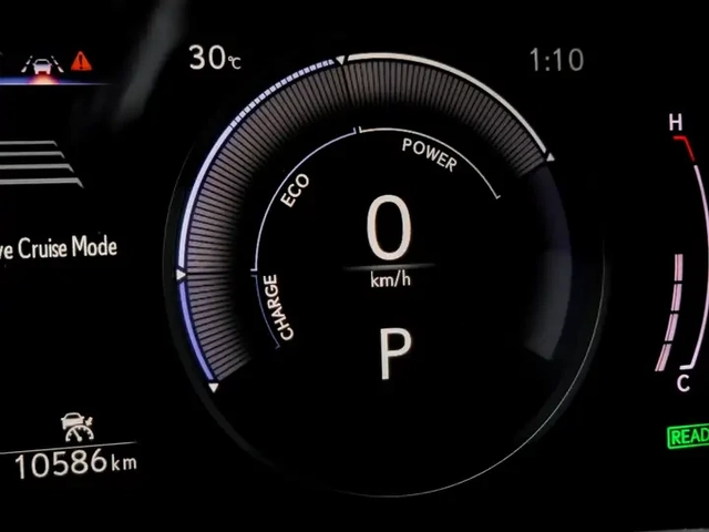 Lexus NX 10, 000km| 350 Hybrid| | Ventilated Seats| New - автомобили, коли, обяви за нови и употребявани 6
