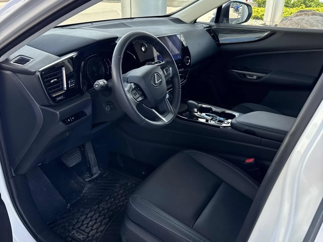Lexus NX 350 AWD * 2 КЛЮЧА * ПАНОРАМА * ПОДГРЕВИ * CARFAX - автомобили, коли, обяви за нови и употребявани 5