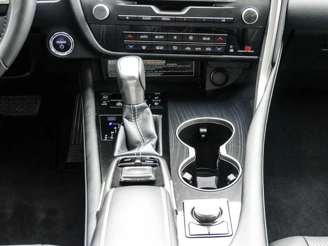 Lexus RX 450 450h L Executive Line - автомобили, коли, обяви за нови и употребявани 7