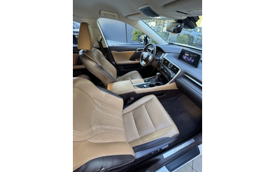 Lexus RX 450h - автомобили, коли, обяви за нови и употребявани 11