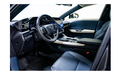 Lexus RZ 450E DIRECT4 TOIT PANO CUIR CRUISE ADAPT NAVIG - автомобили, коли, обяви за нови и употребявани 7