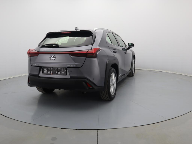 Lexus UX - автомобили, коли, обяви за нови и употребявани 17