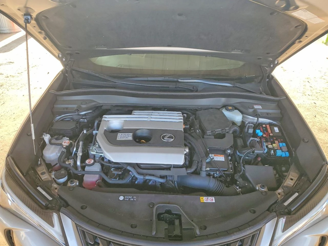 Lexus UX 250h ШИБИДАХ* ПОДГРЕВ* ОБДУХВАНЕ* КАМЕРА* МЪРТВА ТОЧКА - автомобили, коли, обяви за нови и употребявани 6