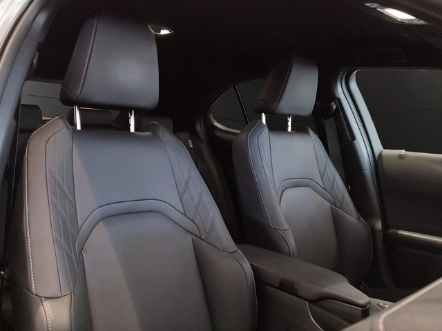 Lexus UX 250h F-sport AWD - автомобили, коли, обяви за нови и употребявани 10