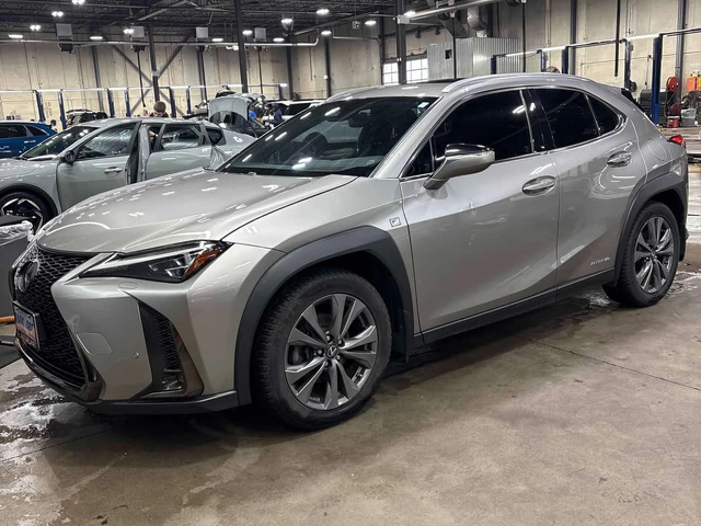 Lexus UX 250h * F SPORT * ПОДГРЕВИ * NAVI * ПАМЕТ - автомобили, коли, обяви за нови и употребявани 0