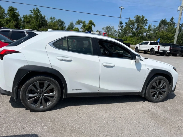 Lexus UX 250h F SPORT * LED * ОБДУХ * ЧЕРЕН САЛОН * ДИСТРОНИК * - автомобили, коли, обяви за нови и употребявани 2