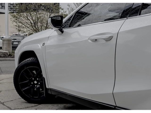 Lexus UX 250h F SPORT 2 * ОБДУХВАНЕ * ЧЕРВЕНА КОЖА * CARFAX * - автомобили, коли, обяви за нови и употребявани 3