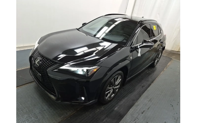 lexus-ux-300h - 0