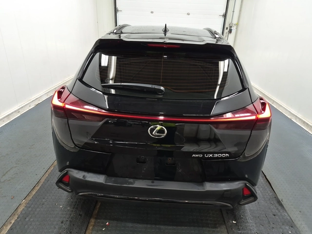 Lexus UX 300h F SPORT * NAVI * LED * BLIND SPOT * CARFAX * - автомобили, коли, обяви за нови и употребявани 4