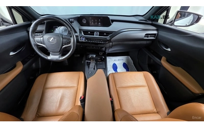 lexus-ux - 4