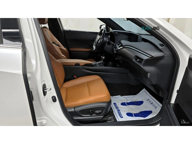 Lexus UX 250h 2.0 2WD* КОЖА* ОБДУХВ* ПАНО* КАМЕРА - автомобили, коли, обяви за нови и употребявани 8