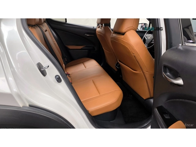 Lexus UX 250h 2.0 2WD* КОЖА* ОБДУХВ* ПАНО* КАМЕРА - автомобили, коли, обяви за нови и употребявани 9