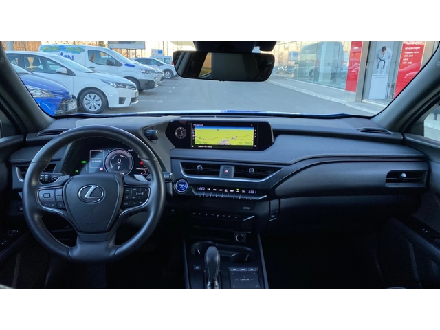Lexus UX 300E - автомобили, коли, обяви за нови и употребявани 13