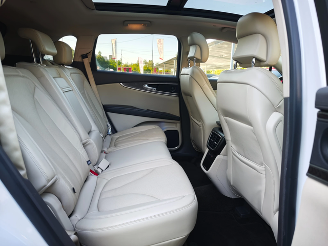 Lincoln Mkx 2.7 AWD - автомобили, коли, обяви за нови и употребявани 9