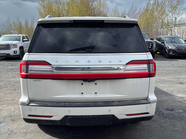Lincoln Navigator ПАНО* ТЕЛЕВИЗОРИ* * ПЪРВИ СОБСТВЕНИК* БЕЗ ИНЦИДЕНТ - автомобили, коли, обяви за нови и употребявани 4