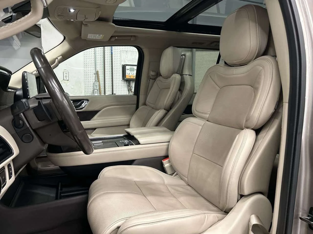 Lincoln Navigator Reserve * HEAD-UP| 7-PASS| 450HP| LEATHER| SUNROOF - автомобили, коли, обяви за нови и употребявани 8