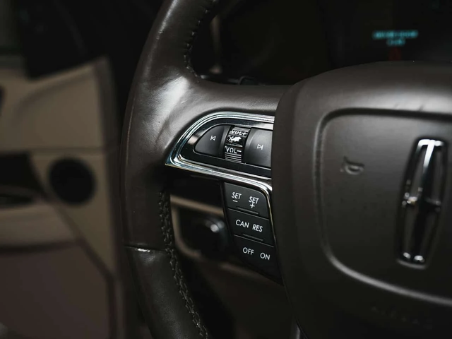 Lincoln Navigator * Select * 7 PASS | HUD | PANO | 22 IN - автомобили, коли, обяви за нови и употребявани 10