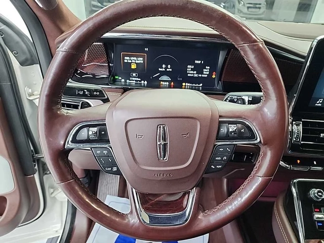Lincoln Navigator BLACK LABEL| ПАНО| 360| ПОДГРЕВ| ОБДУХВАНЕ| HUD - автомобили, коли, обяви за нови и употребявани 7