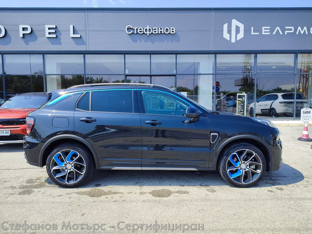 LYNK&CO 01 SUV 261к.с. Plug-In Hybrid - автомобили, коли, обяви за нови и употребявани 4