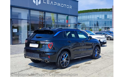lynk-co-01-suv-261k-s-plug-in-hybrid - 5