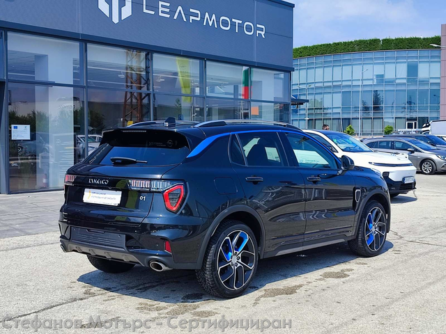 LYNK&CO 01 SUV 261к.с. Plug-In Hybrid - автомобили, коли, обяви за нови и употребявани 5