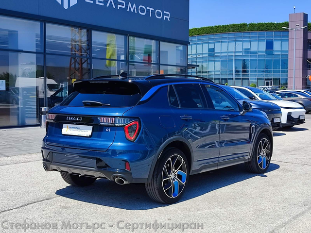 LYNK&CO 01 SUV 261к.с. Plug-In Hybrid - автомобили, коли, обяви за нови и употребявани 5