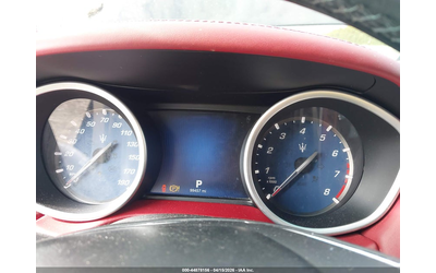 Maserati Ghibli 3.0L V-6 DI, DOHC, VVT, TURBO, 404HP All Wheel Drive - автомобили, коли, обяви за нови и употребявани 6
