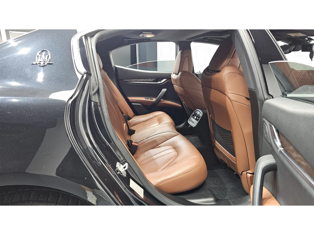 Maserati Ghibli 3.0 Sports autogeorge.com - автомобили, коли, обяви за нови и употребявани 11